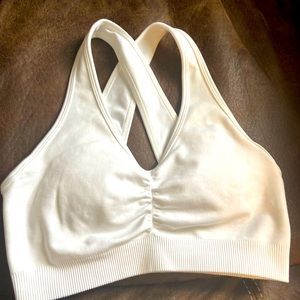 Alphalete amplify bra